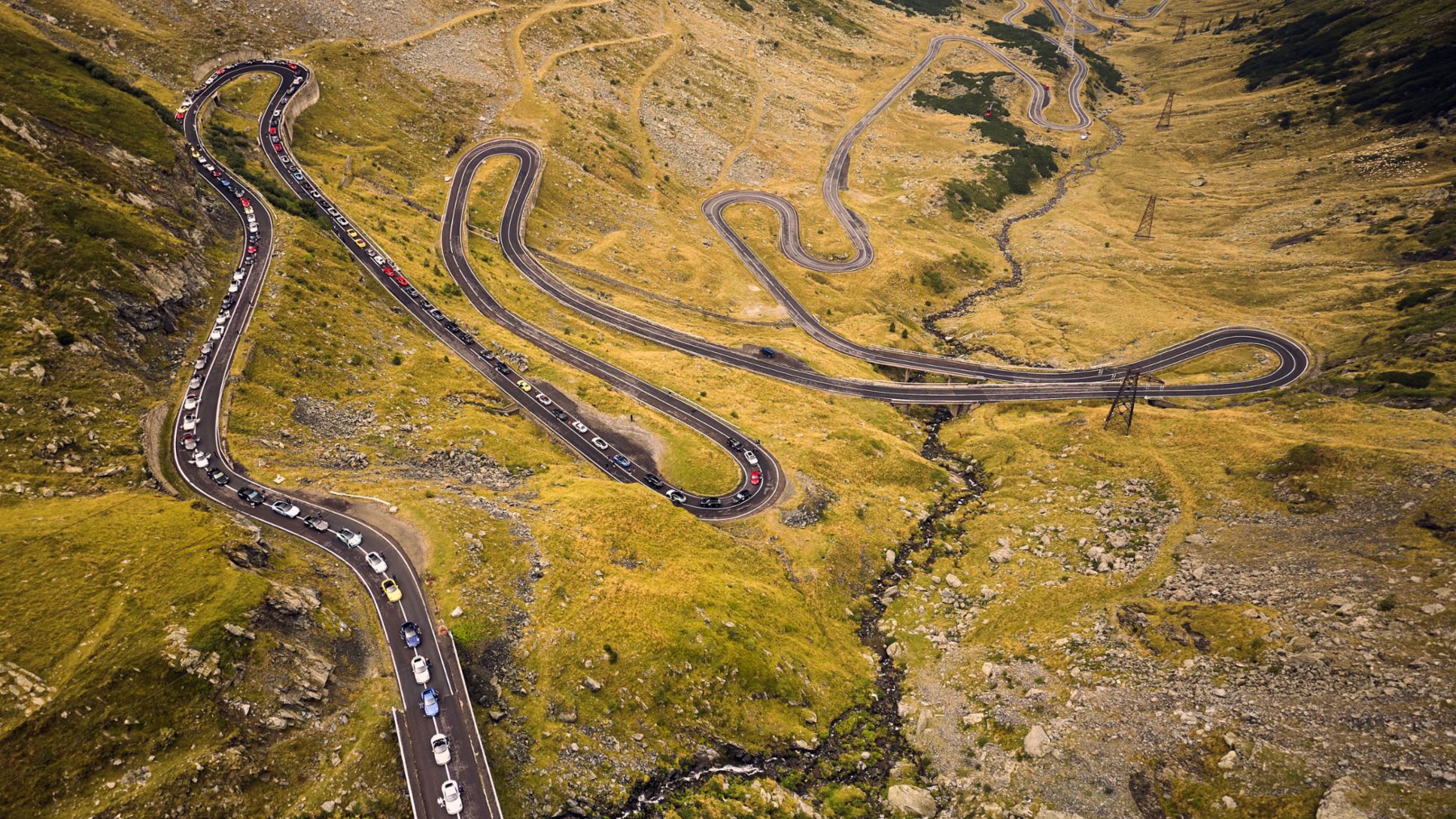 Porsche sărbătorește legendarul drum Transfăgărășan la cea de-a 50-a aniversare și oferă un Sneak Preview al celui mai nou 911 al său - Carrera 4 GTS, comunicat de presă, 04/09/2024, Porsche AG