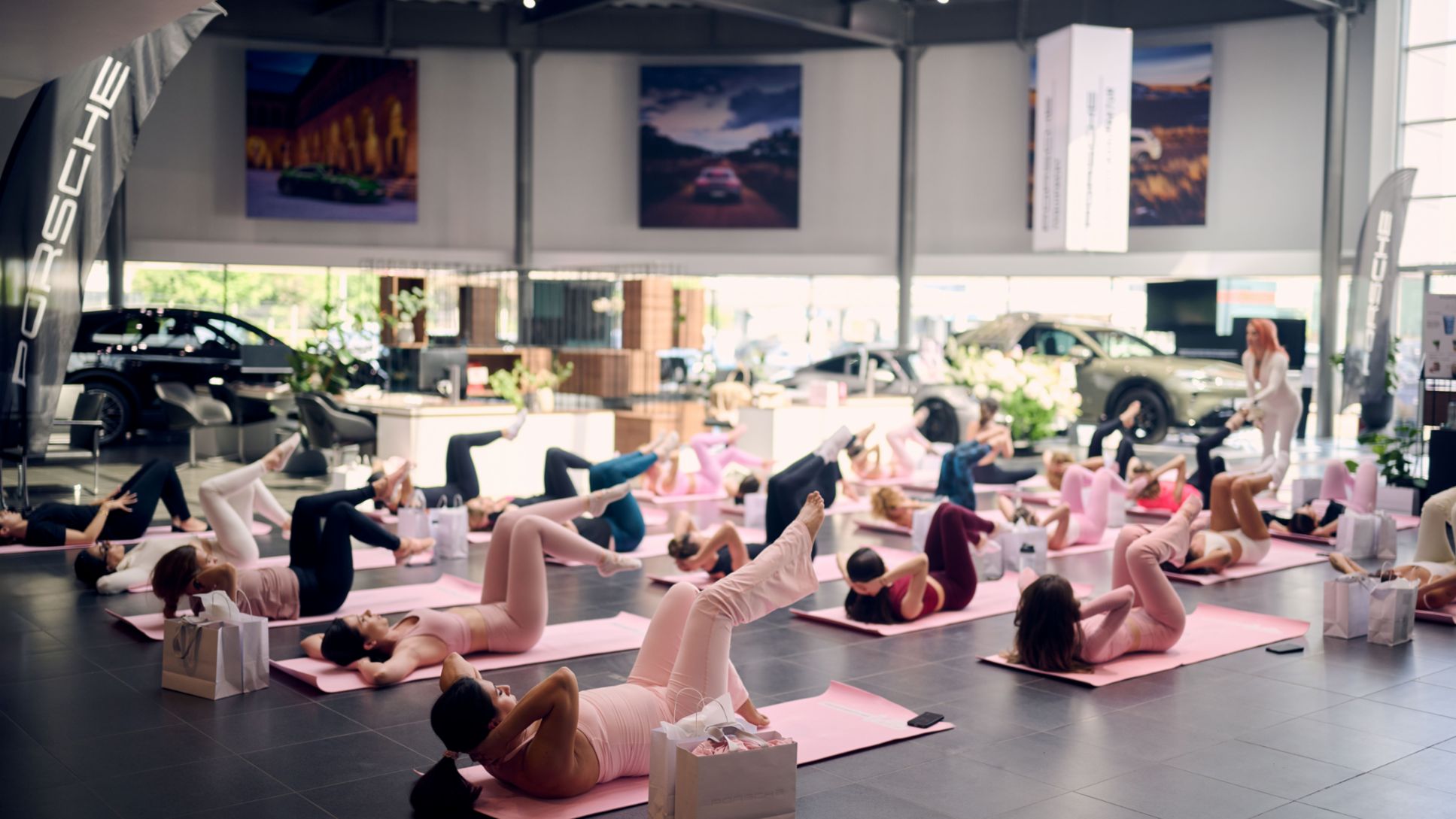 Pilates la Centrul Porsche București, comunicat de presă, 26/05/2026, Porsche AG