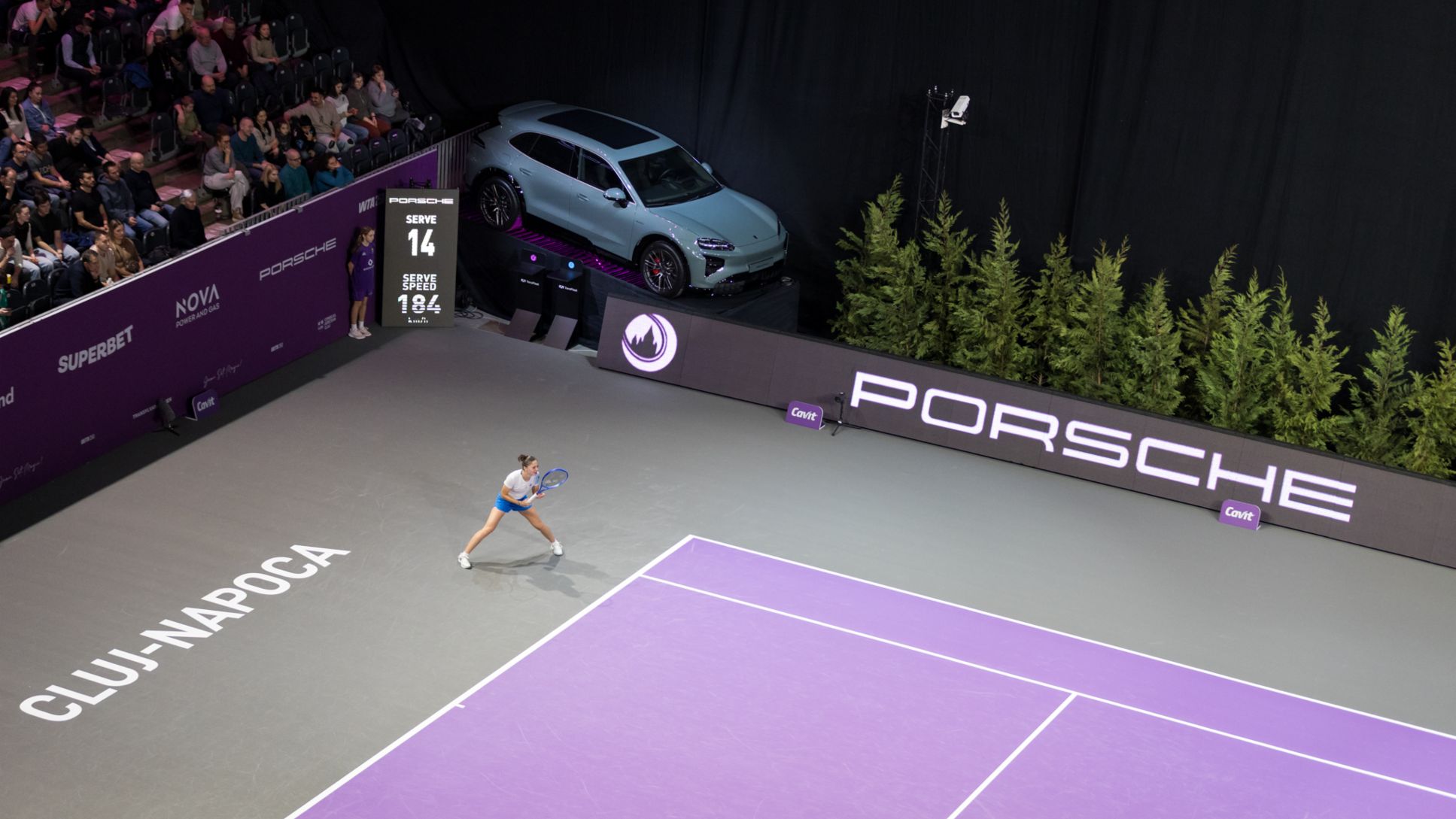 Porsche dezvăluie noul Cayenne Electric pe BTarena, la Transylvania Open, &icirc;n premieră absolută &icirc;n Rom&acirc;nia, comunicat de presă, 02/02/2026, Porsche AG