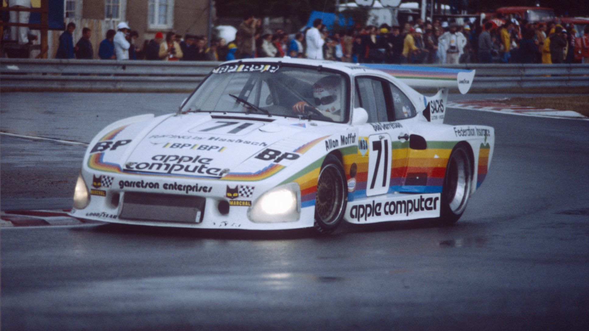 Apple Porsche 935