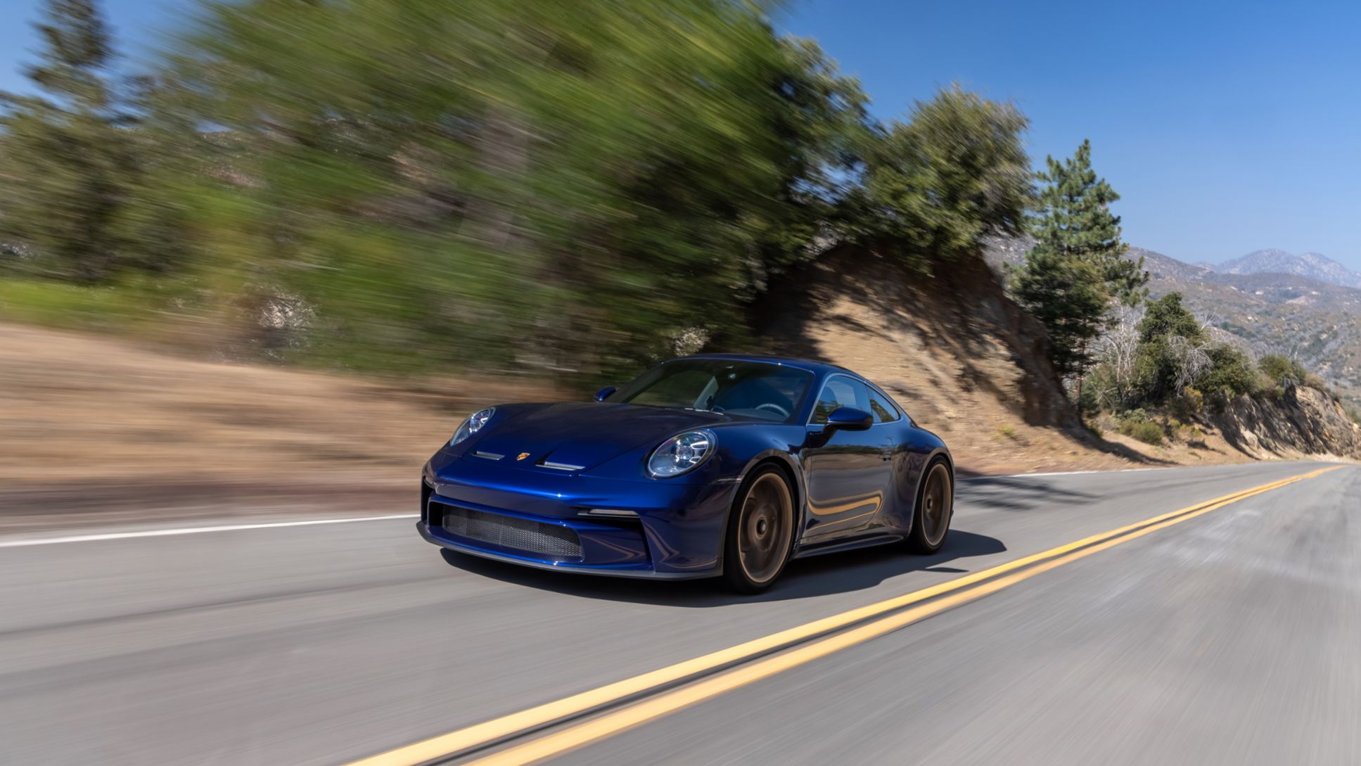 911 GT3 Touring, Gentian Blue, 2022, PCNA