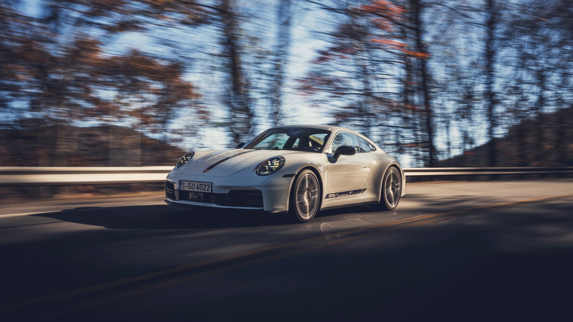 White 911 Carrera T