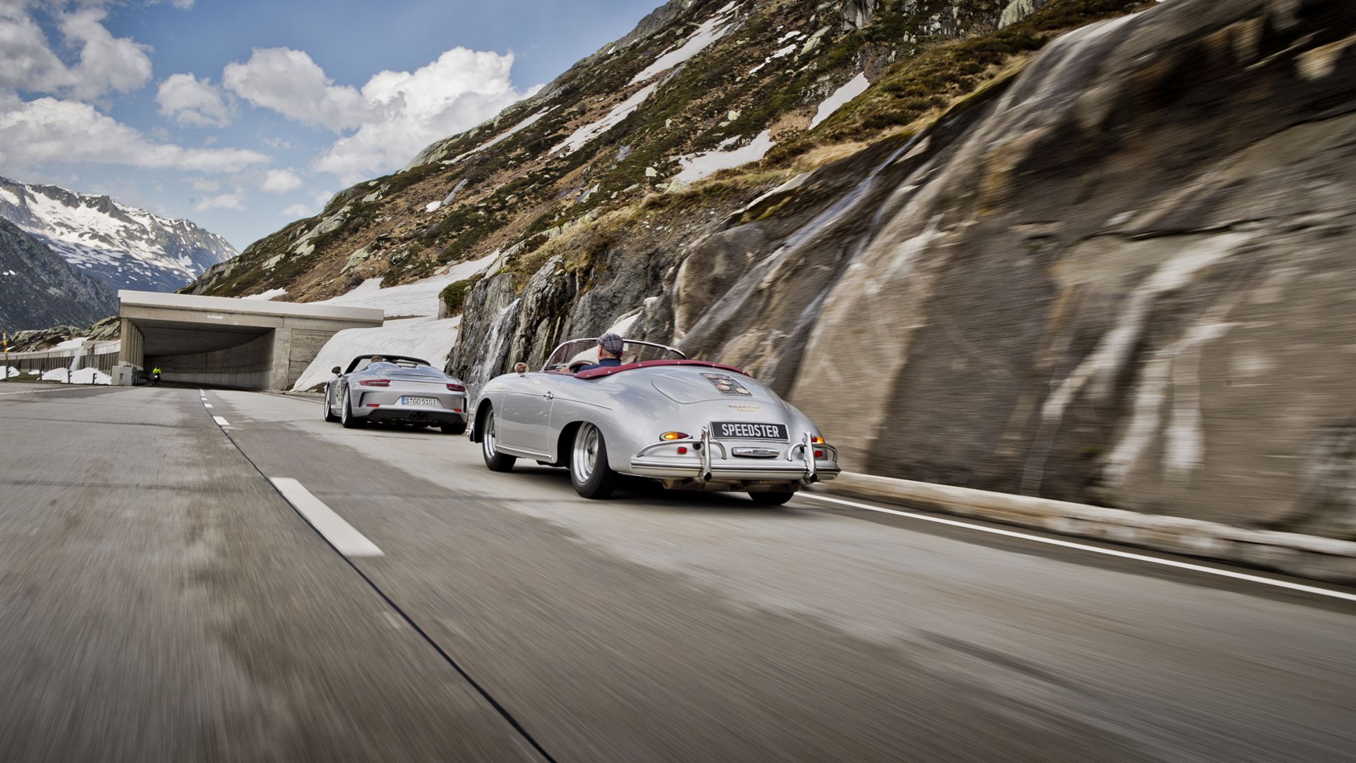 Speedster of 1957 and 2019, Gotthard Pass, 2019, Porsche AG
