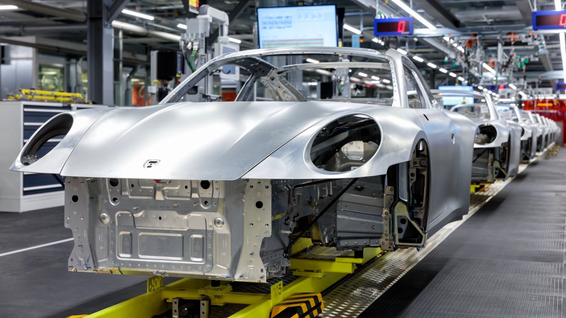 Body production on the new 911, 2019, Porsche AG