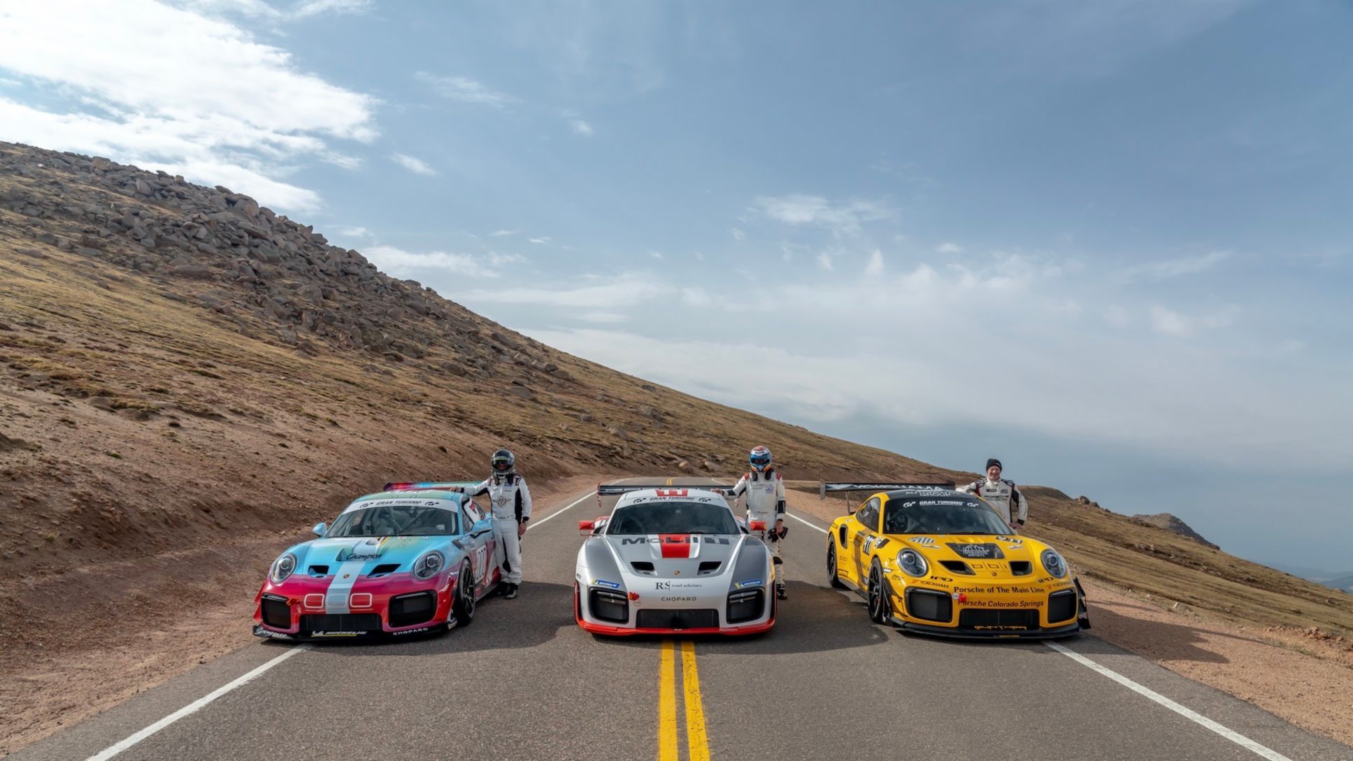 David Donner und sein 911 GT2 RS Clubsport, Jeff Zwart und sein 935, David Donohue und sein 911 GT2 RS Clubsport, l-r, Pikes Peak International Hill Climb, 2020, Porsche AG