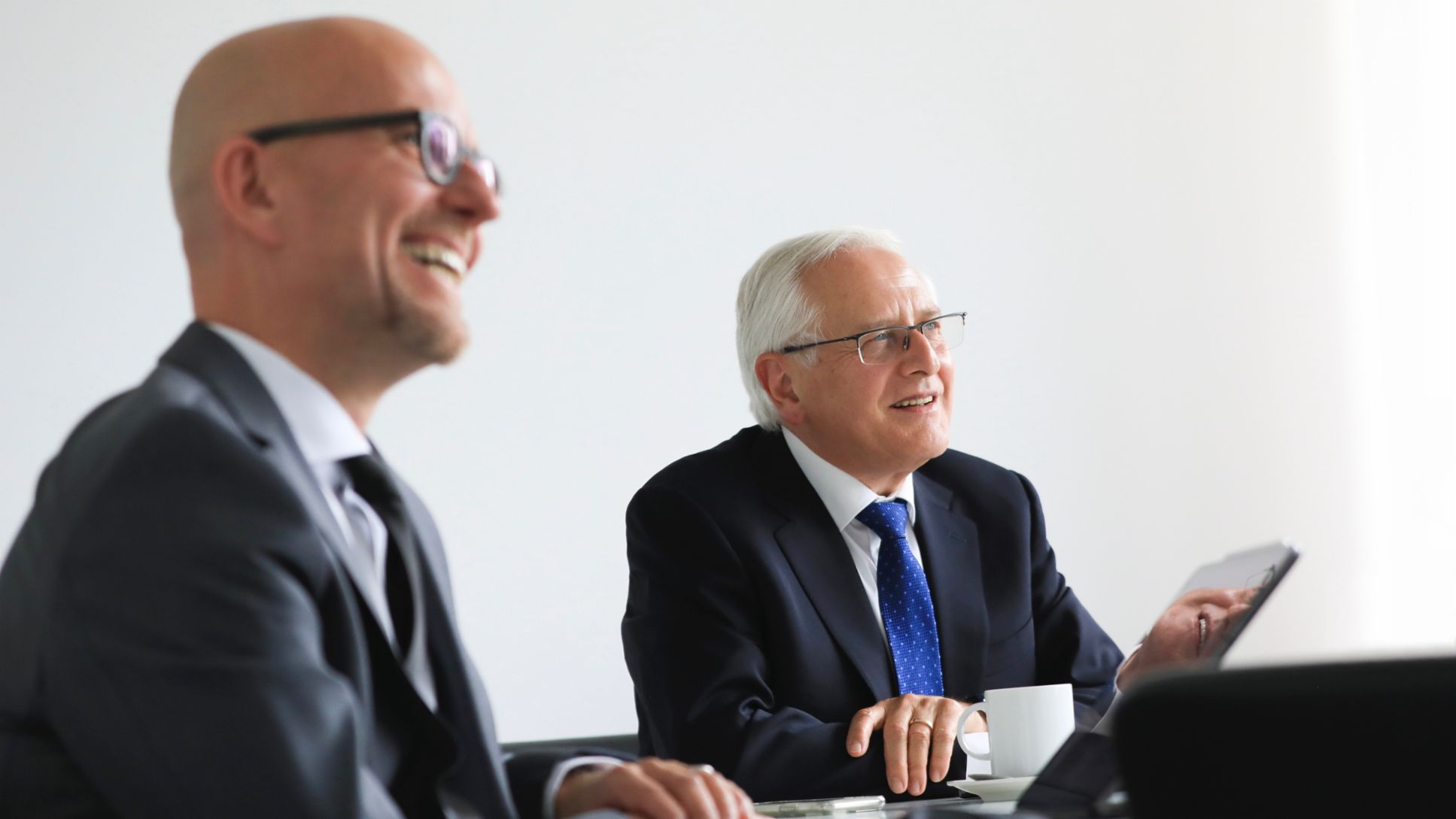 Olaf Bollmann, Head of the Corona Task Force, Uwe-Karsten Städter, Member of the Executive Board for Procurement, l-r, 2020, Porsche AG