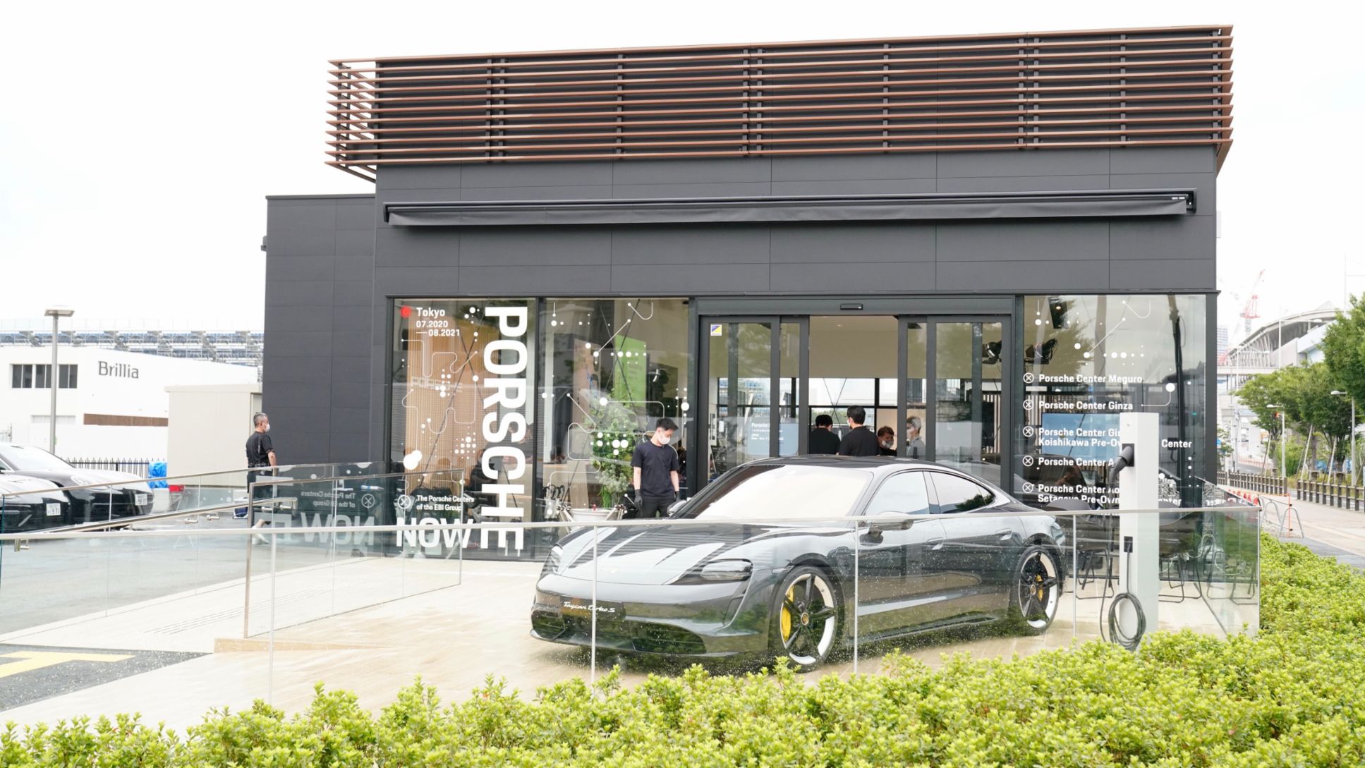 Taycan Turbo S, Porsche Sales Pop-up store, Tokyo, Japan, 2020, Porsche AG