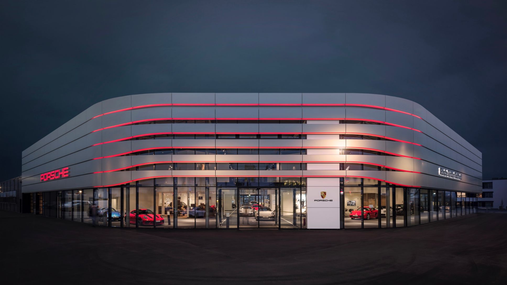 Porsche Zentrum am Dortmunder Flughafen, 2020, Porsche AG
