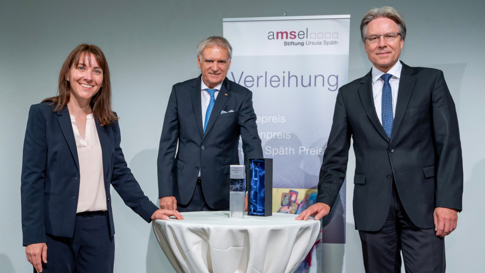 Preisverleihung der AMSEL Stiftung Ursula Späth, Daniela Adomeit, Adam Michel, Andreas Haffner, 2021, Porsche AG