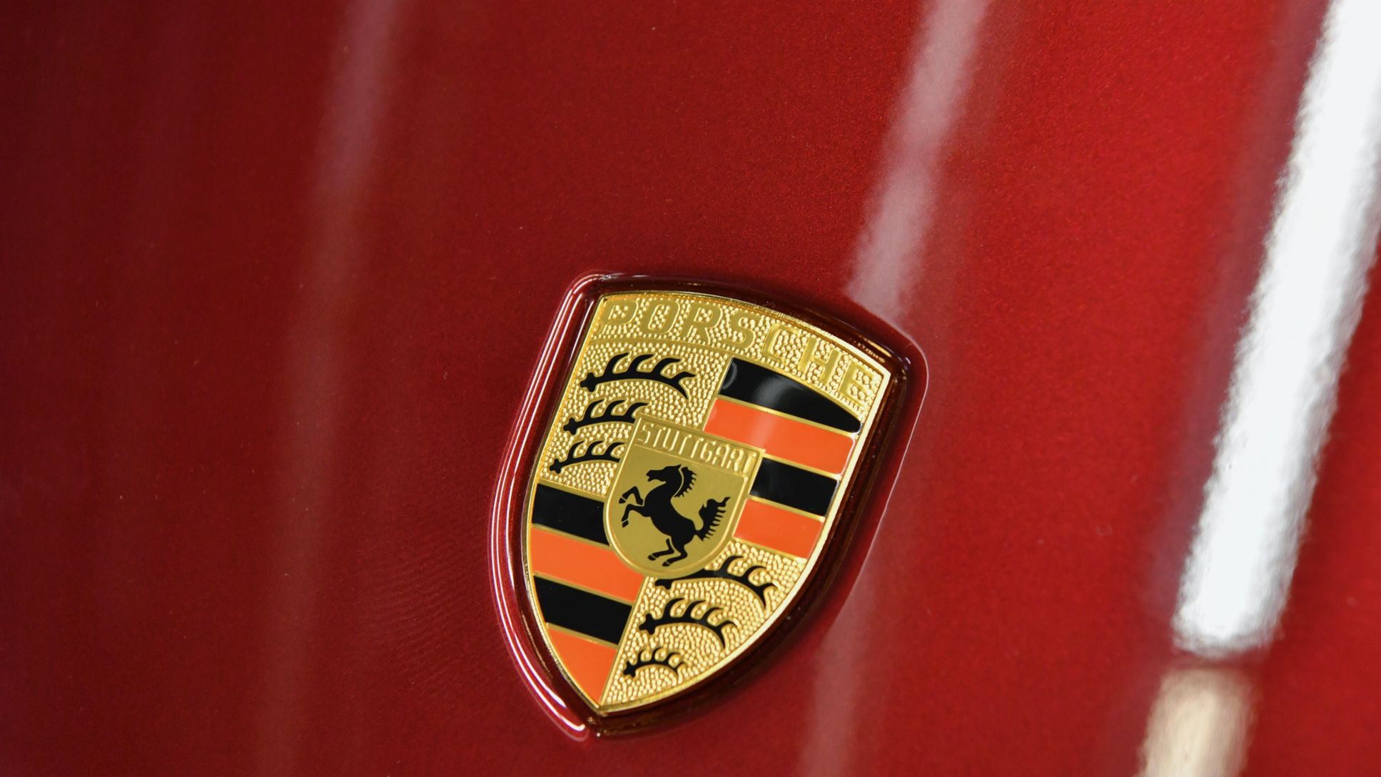 Porsche crest, 2023, Porsche AG