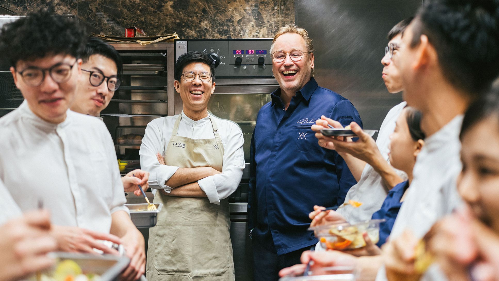 Xavier Yeung, Thomas Bühner (l-r), La Vie by Thomas Bühner, Taipei, Taiwan, 2024, Porsche AG