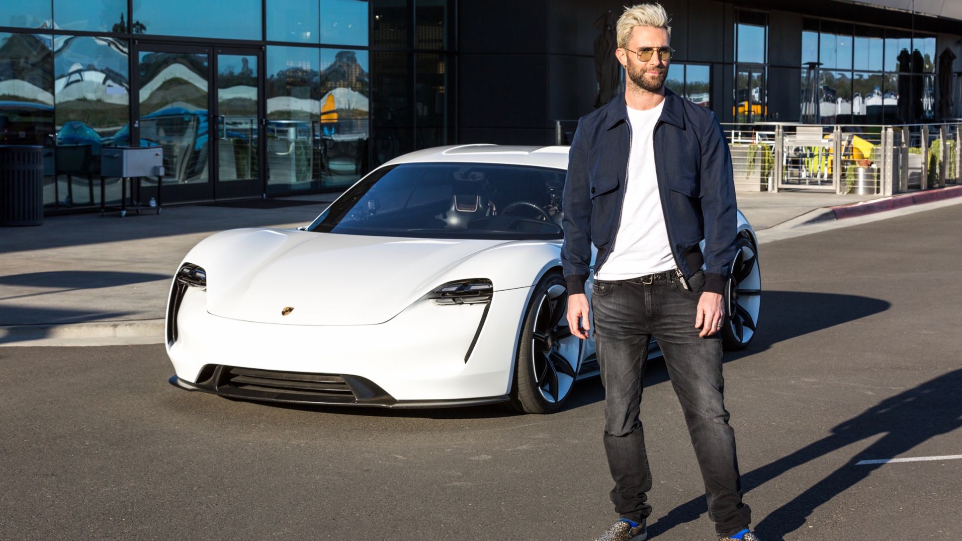 Adam Levine, Mission E, Porsche Experience Center de Los Ángeles, 2018, Porsche AG