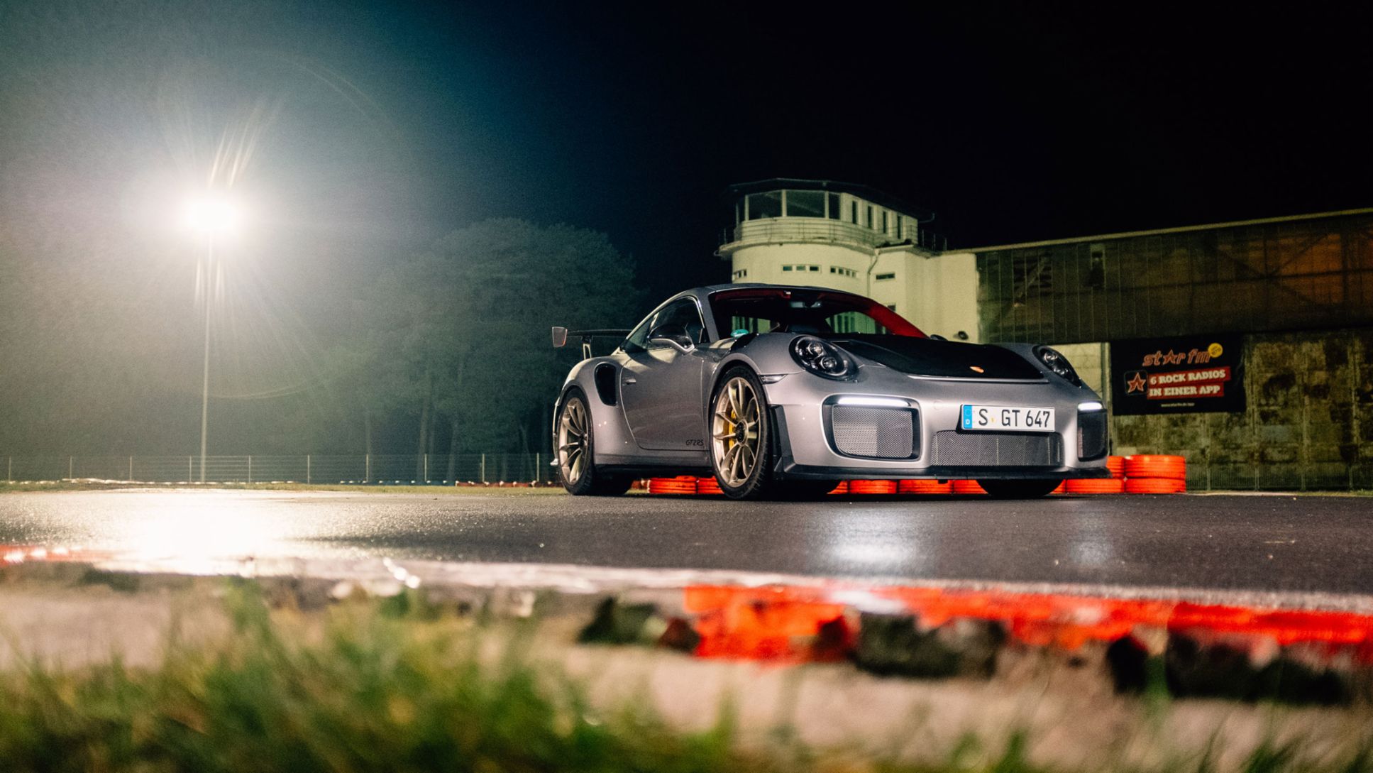 911 GT2 RS, go-kart track, 2018, Porsche AG