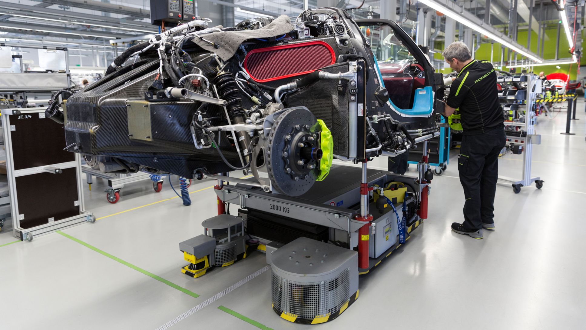 918 Spyder, manufacture, Zuffenhausen, 2015, Porsche AG
