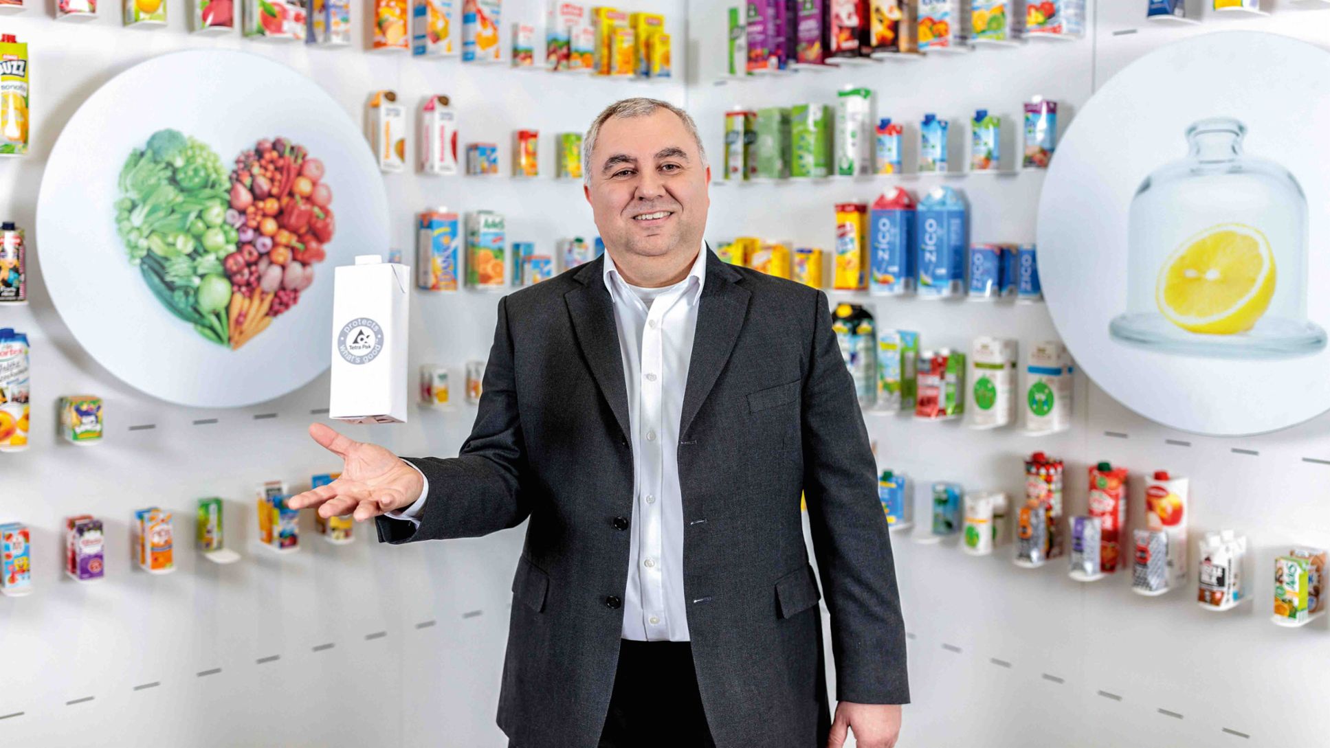Roberto Franchitti, Vice President of Research and Development for the Carton Value & Economy division of the Tetra Pak Group, 2018, Porsche Consulting GmbH