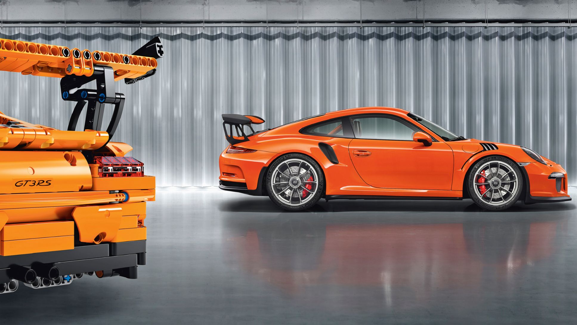 delivery Overall crisis A Porsche 911 GT3 RS made of 2,704 parts - Porsche Newsroom