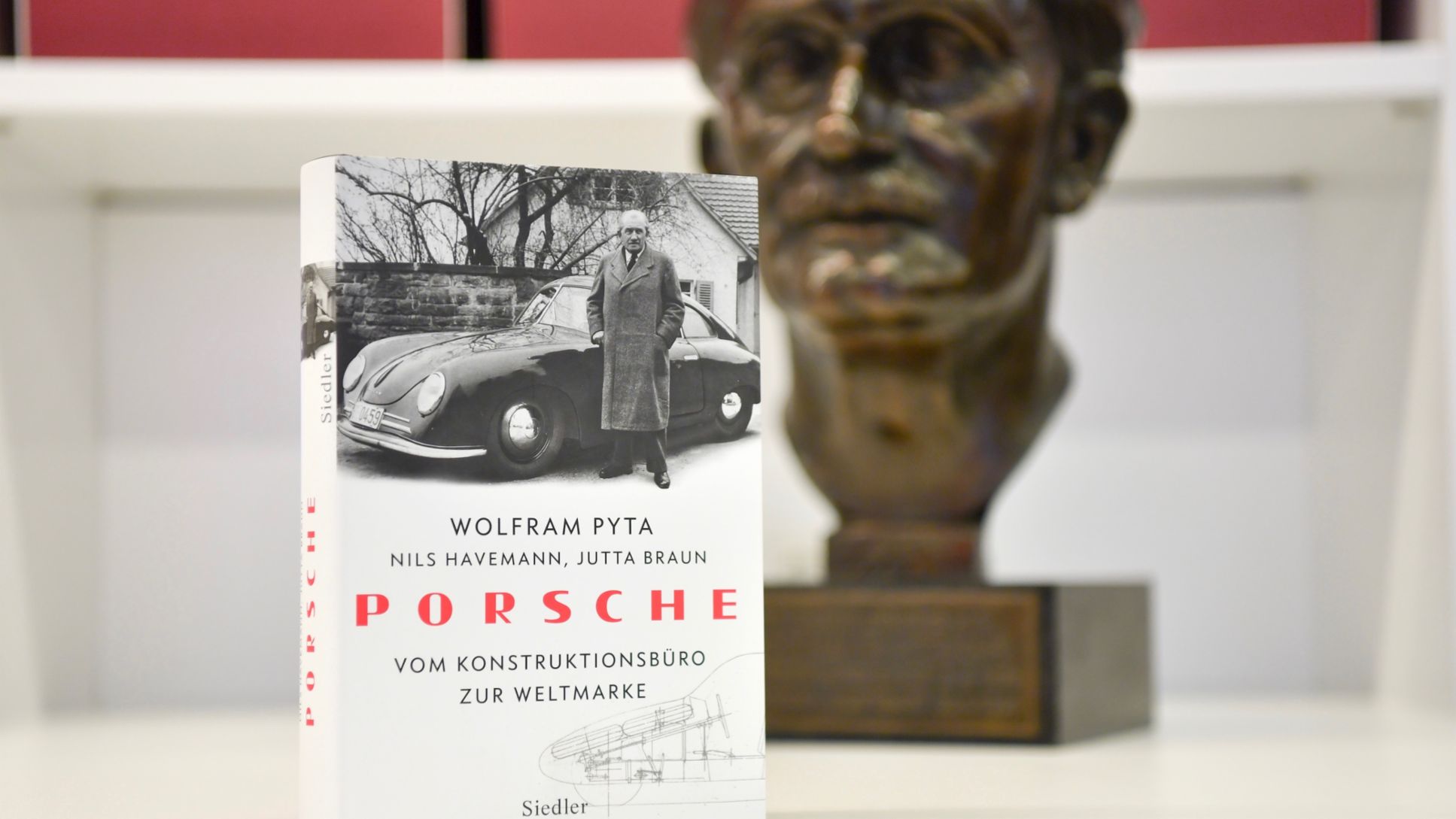 „Vom Konstruktionsbüro zur Weltmarke“, 2017, Porsche AG
