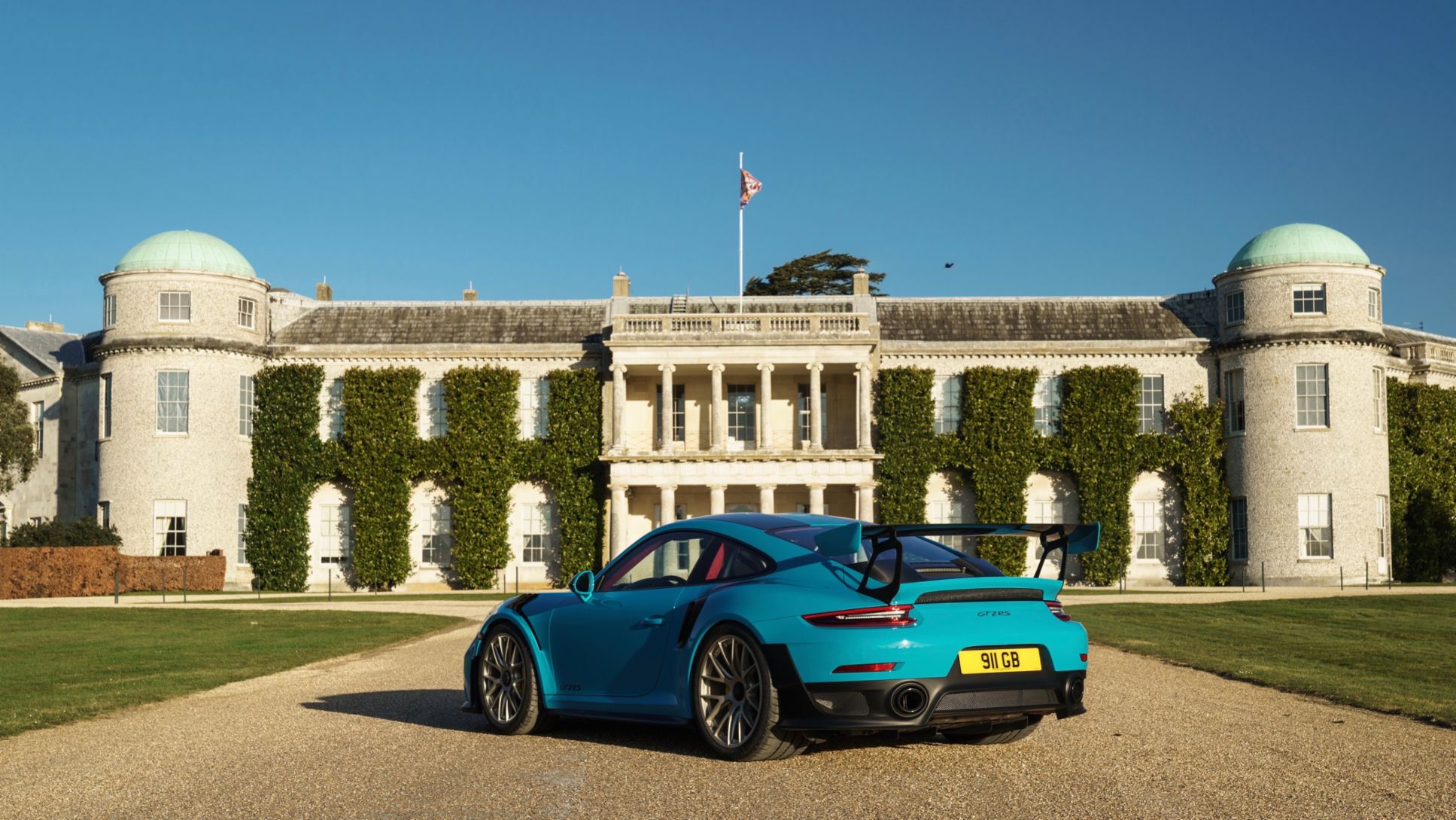 911 GT2 RS, Goodwood House, 2018, Porsche AG