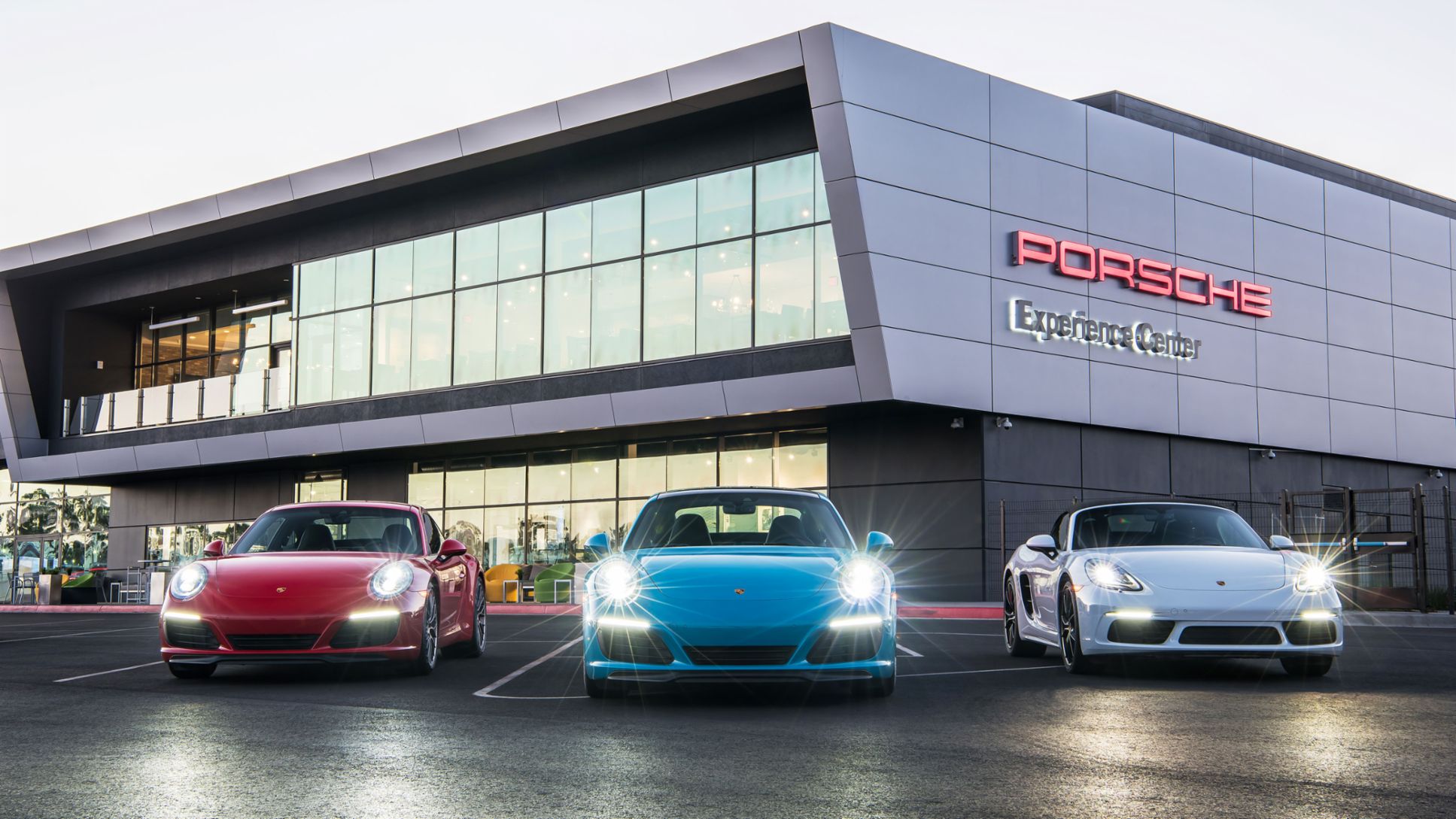 911 Carrera, 911 Carrera 4S, 718 Boxster S, Porsche Experience Center, Los Angeles, 2016, Porsche AG