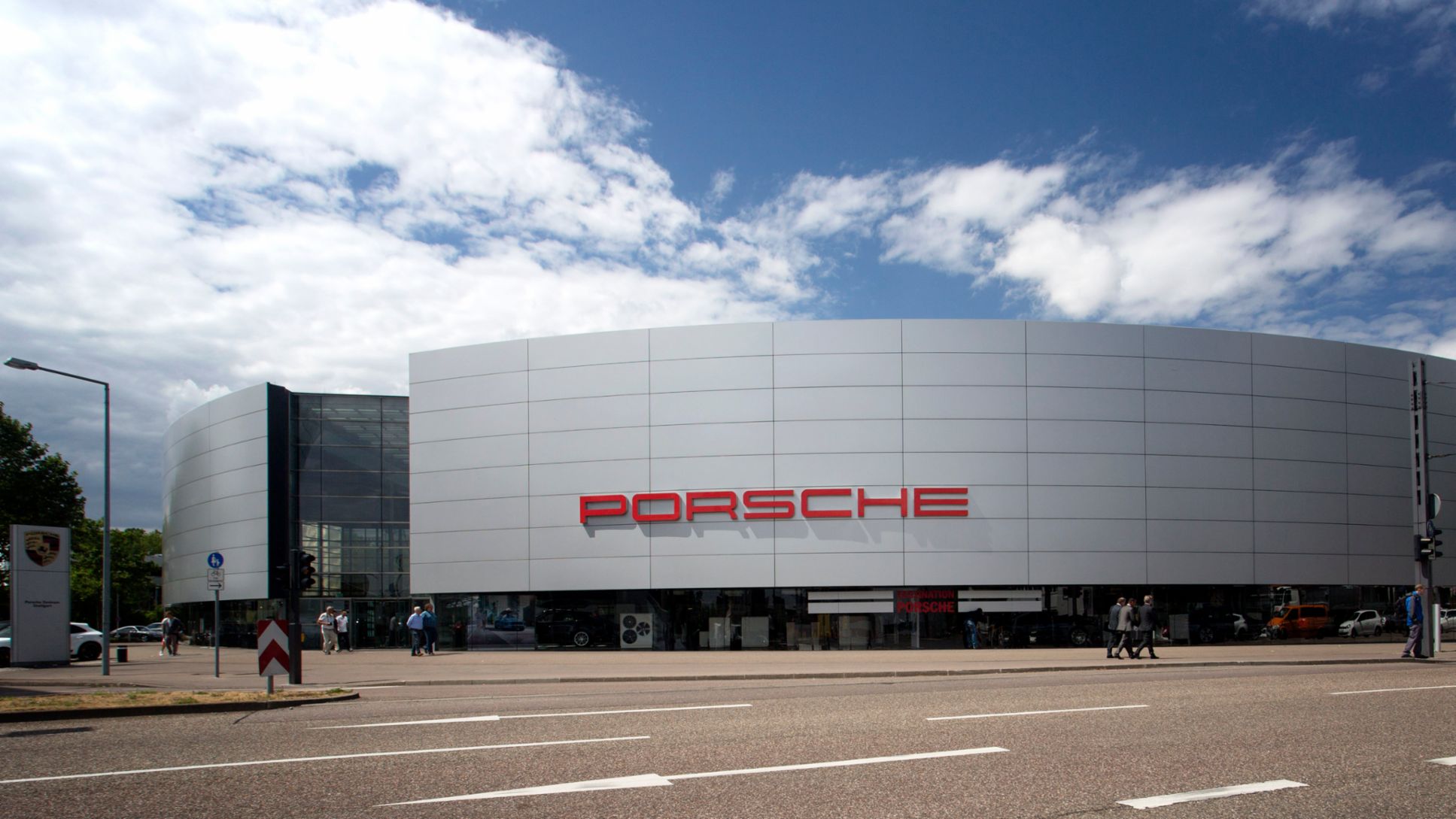Porsche Zentrum Stuttgart, Zuffenhausen, 2015, Porsche AG
