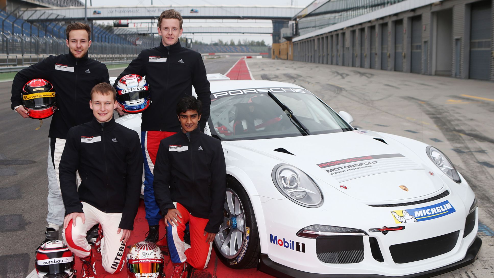Porsche Motorsport Junior Programme, Lausitzring: Porsche 911 GT3 Cup, (back row) Marvin Dienst (D), Dennis Olsen (N), (front row) Kevin Jörg (CH), Raoul Joshua Hyman (ZA)