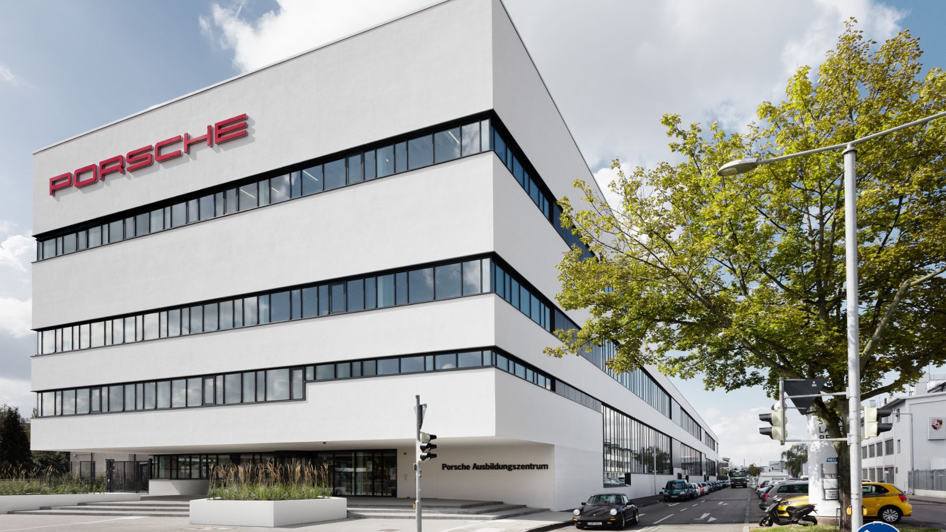 Four renewable energy systems at the training centre in Zuffenhausen ensure that the new building attains a positive ecological balance