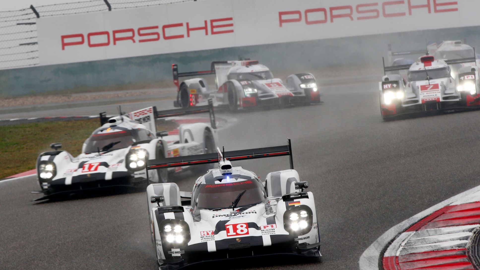 Porsche 919 Hybrid, Porsche Team 18: Romain Dumas, Neel Jani, Marc Lieb, Porsche Team 17: Timo Bernhard, Brendon Hartley, Mark Webber