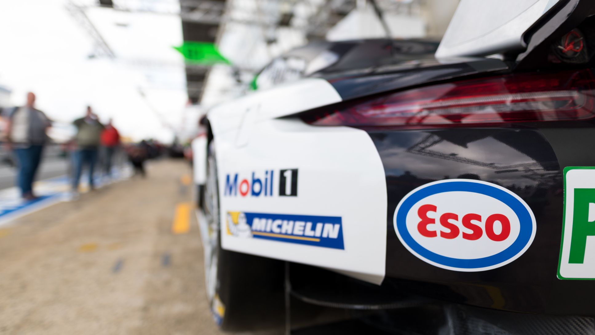 Porsche 911 RSR with Esso logo