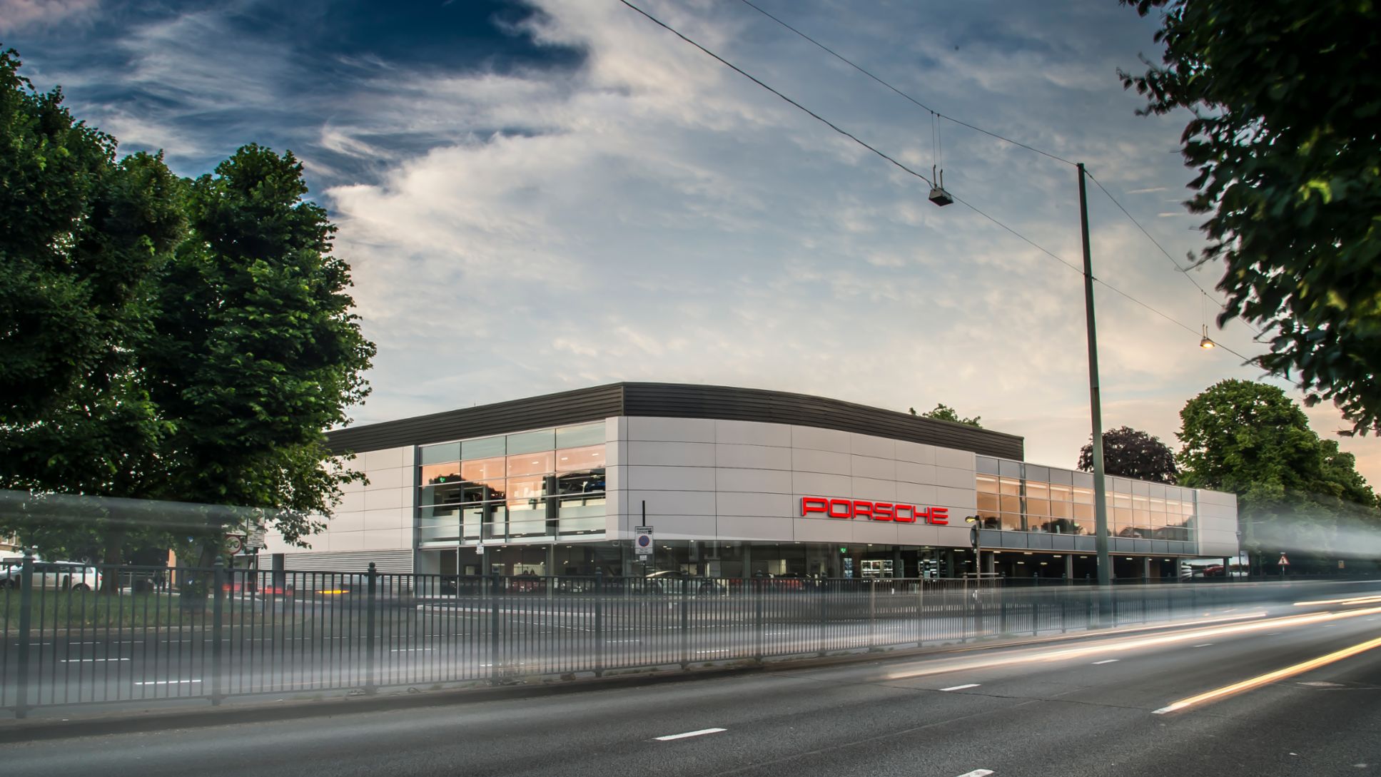 Porsche Center Chiswick