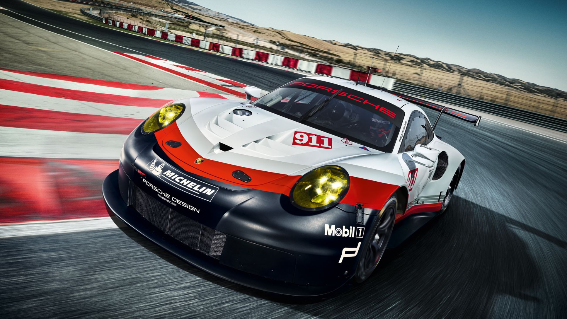 Porsche 911 RSR (991) 2017 model