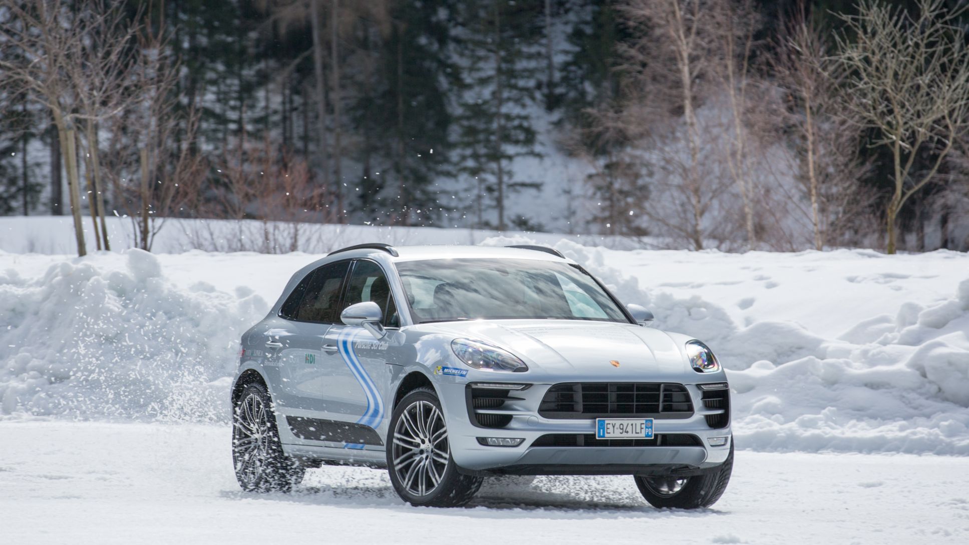 Porsche Sci Club_Macan