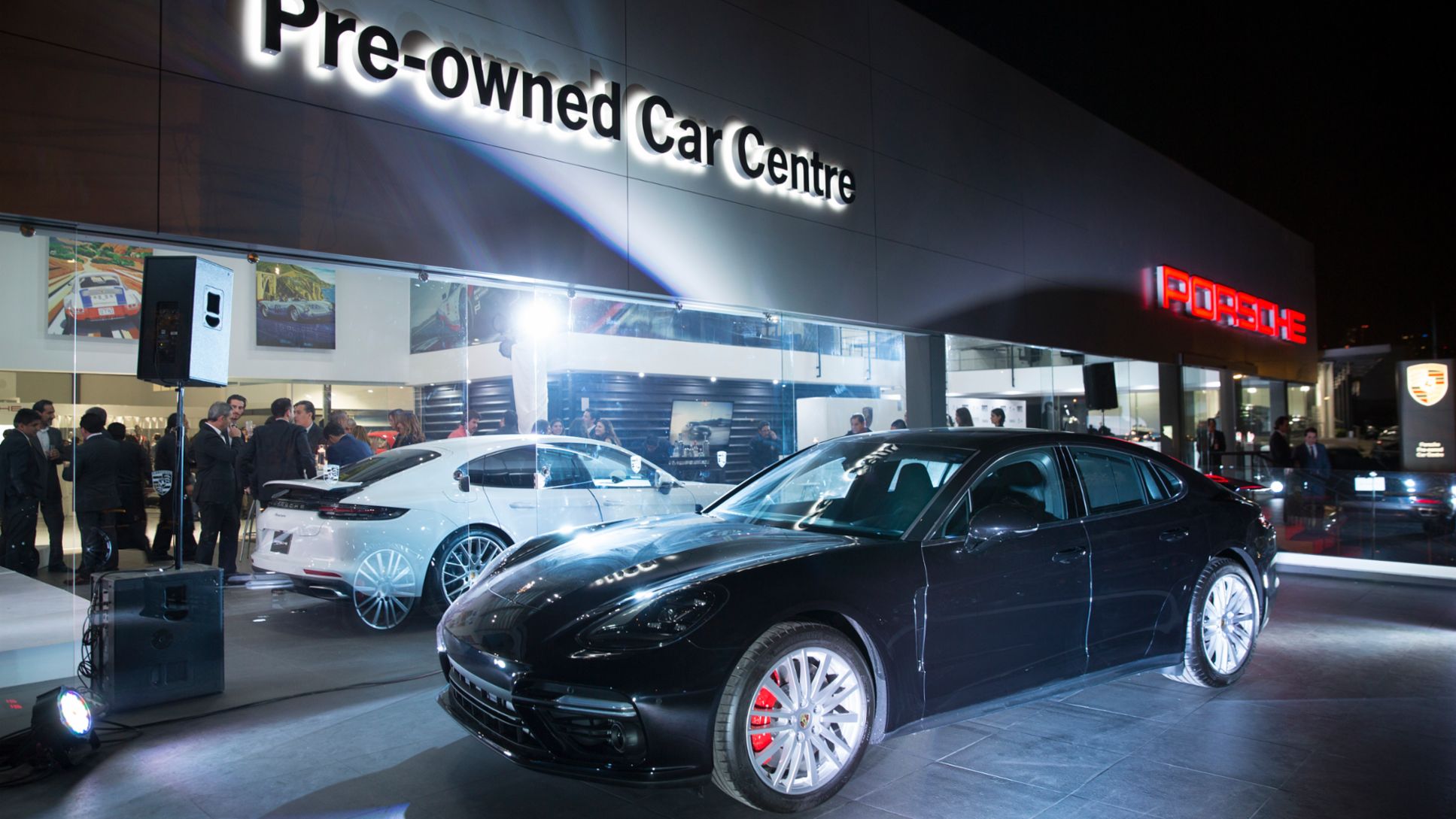Porsche inaugura Pre-owned Car Centre en Santa Fe