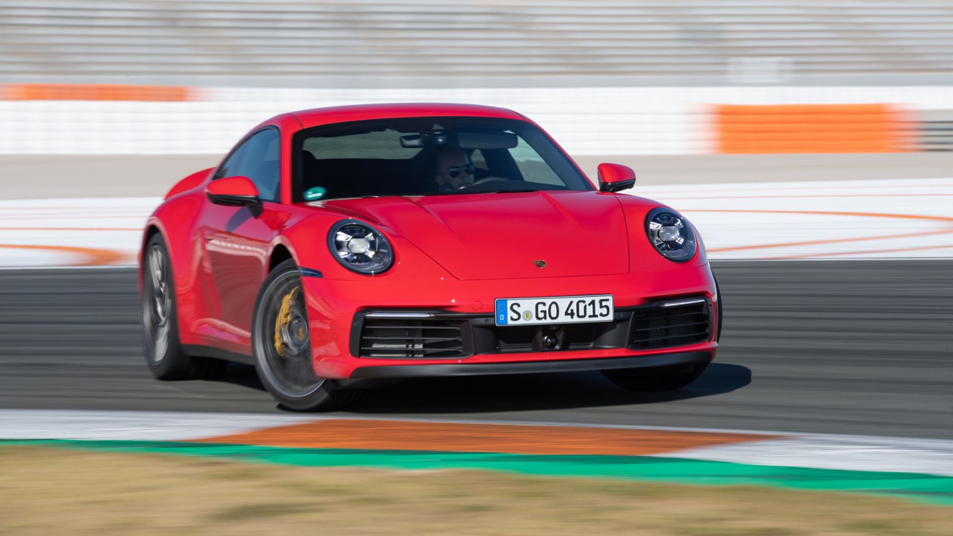Porsche 911 y Taycan obtienen premios en los Women’s World Car of the Year 2019