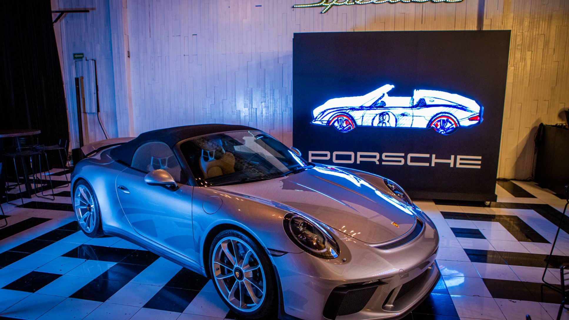 El exclusivo Porsche 911 Speedster llega por fin a México
