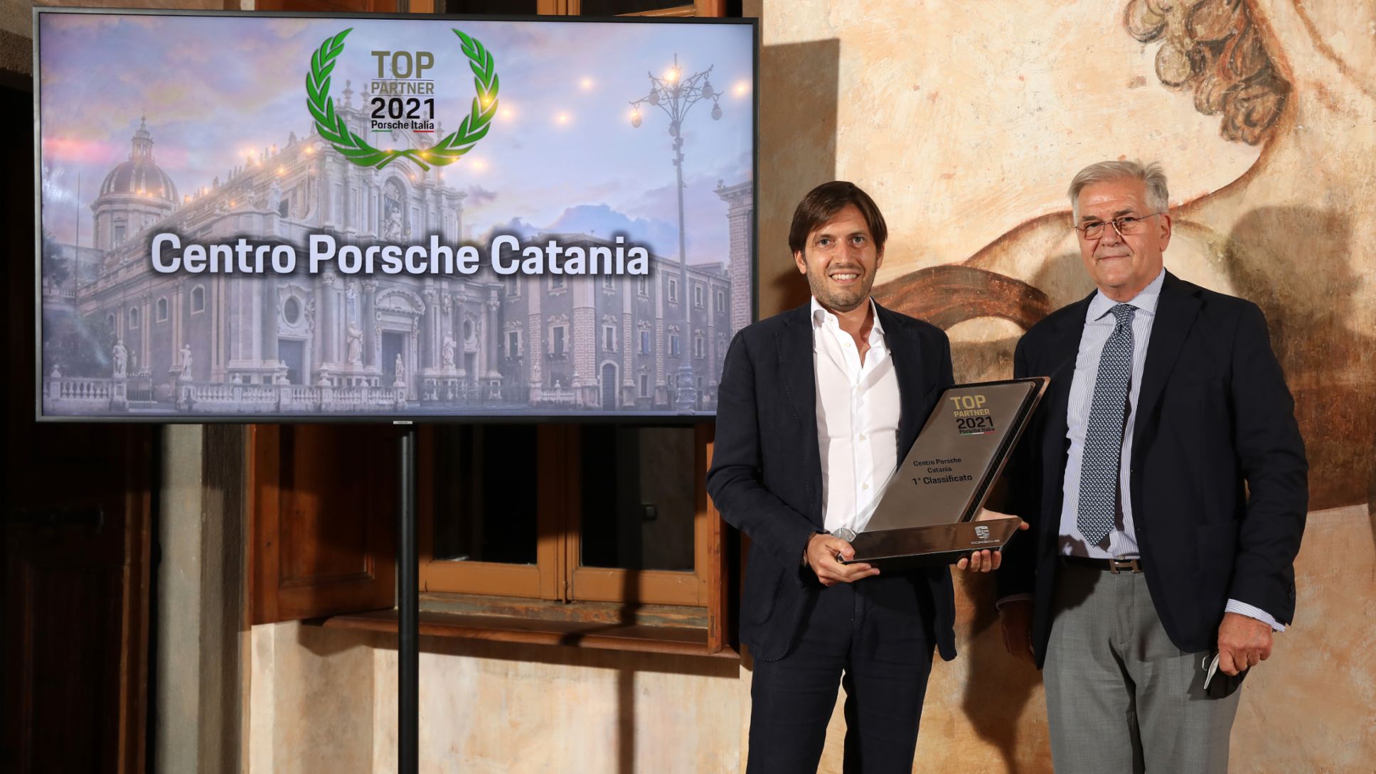 Centro Porsche Catania è il "Top Partner 2021". In foto: Vincenzo Spatafora (sinistra) e Guido Spatafora (destra)