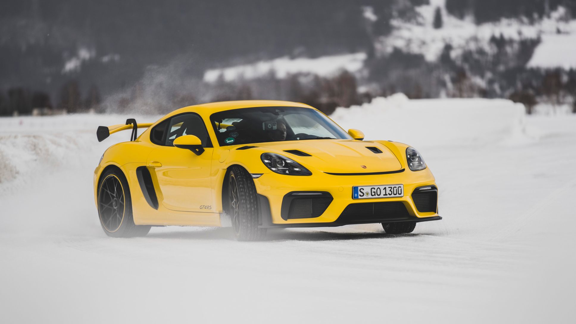 Virtual Roads: 718 Cayman GT4 RS, GR Ice Race, Zell am See, Austria