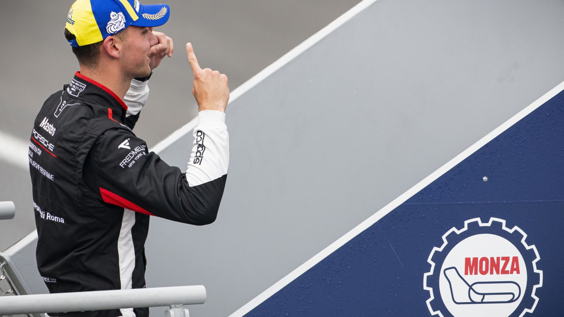Prima vittoria di Masters in Porsche Carrera Cup Italia in gara 2 a Monza