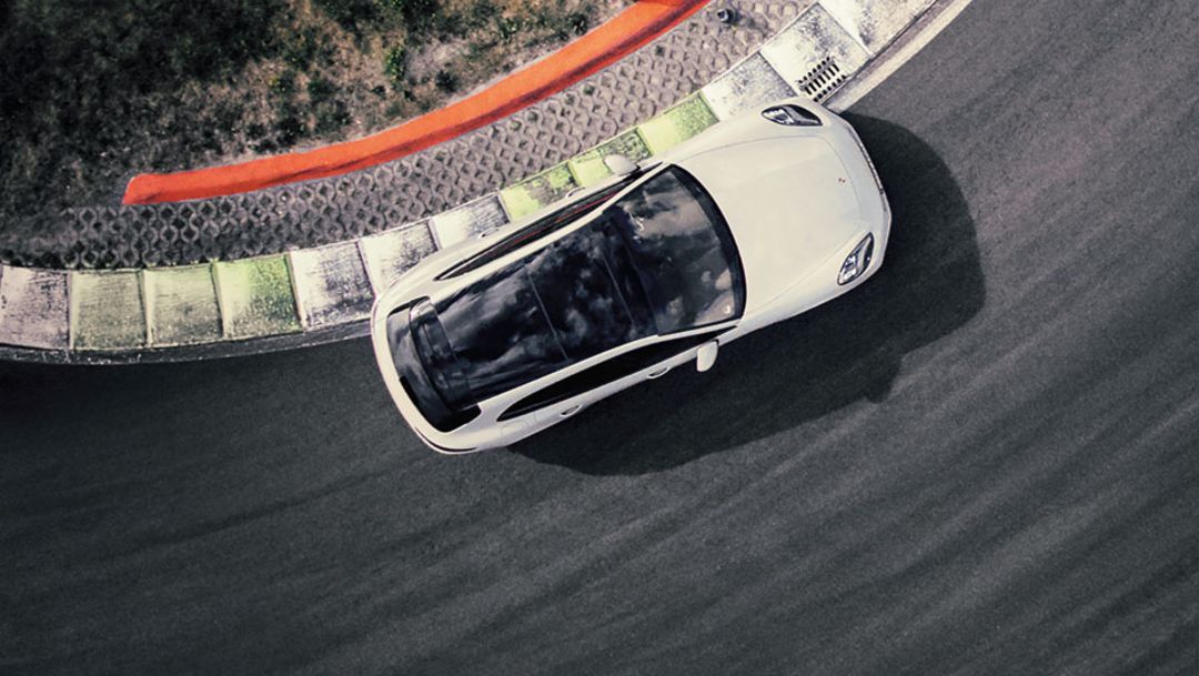 Reiselimousine und Rennwagen mit Porsche-DNA: 