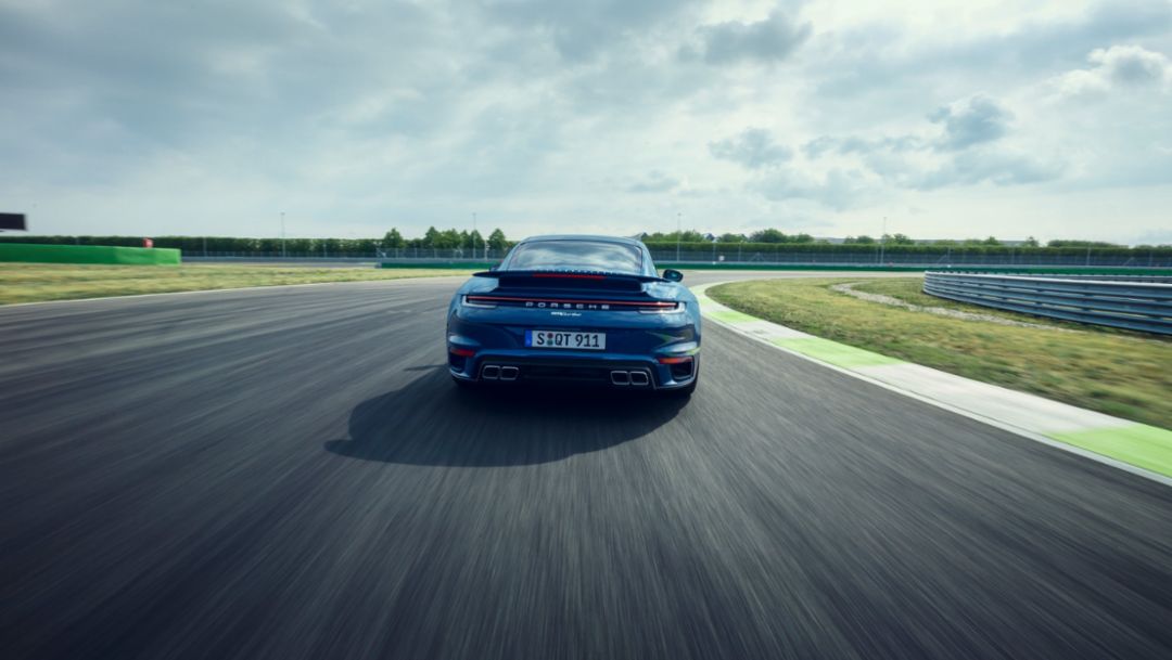 Porsche &icirc;nregistrează o creștere semnificativă a livrărilor