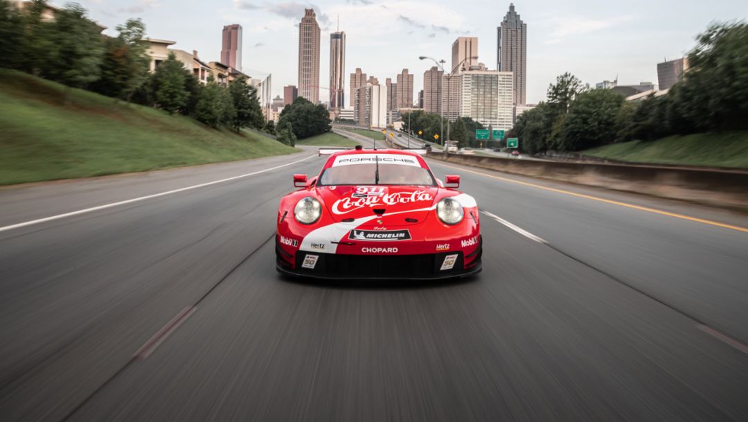 Porsche beim Petit Le Mans im Coca-Cola-Design
