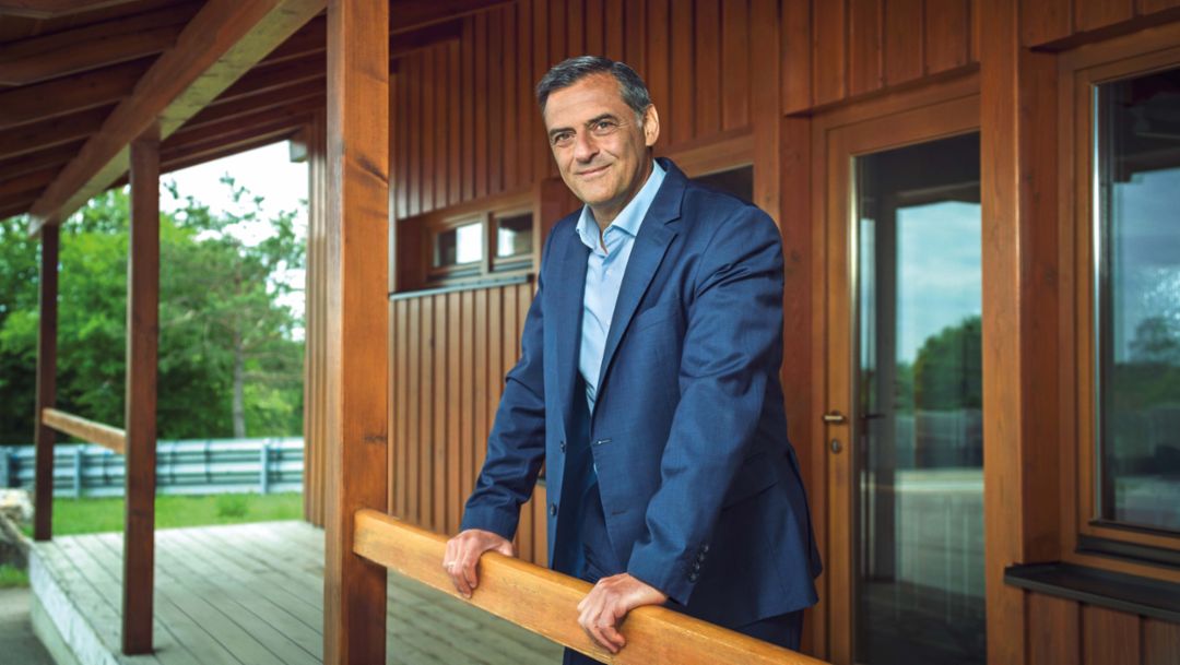 Steiner: &ldquo;The opposite of being a passenger is a Porsche&rdquo;