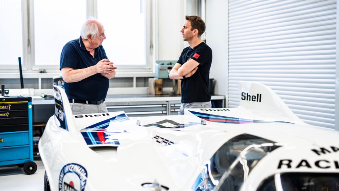 La historia del éxito de Porsche en Le Mans - Episodio 2: Timo Bernhard se reúne con Norbert Singer 
