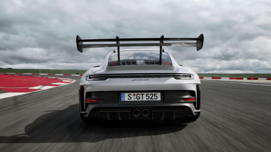 La nuova Porsche 911 GT3 RS