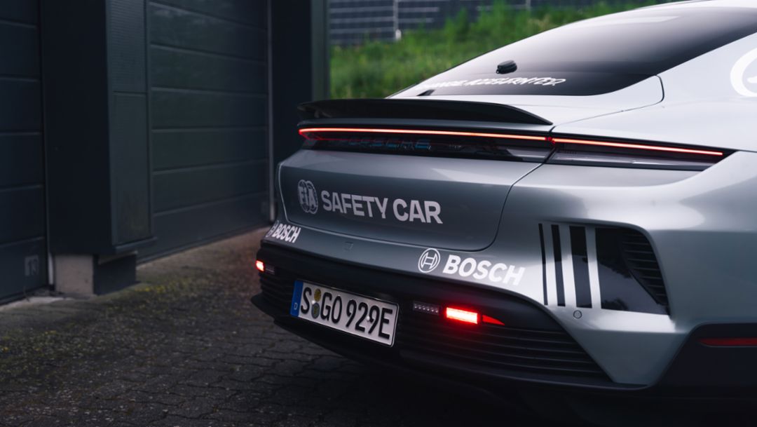 Porsche Taycan Turbo GT, FIA Formel E Safety Car, 2024, Porsche AG