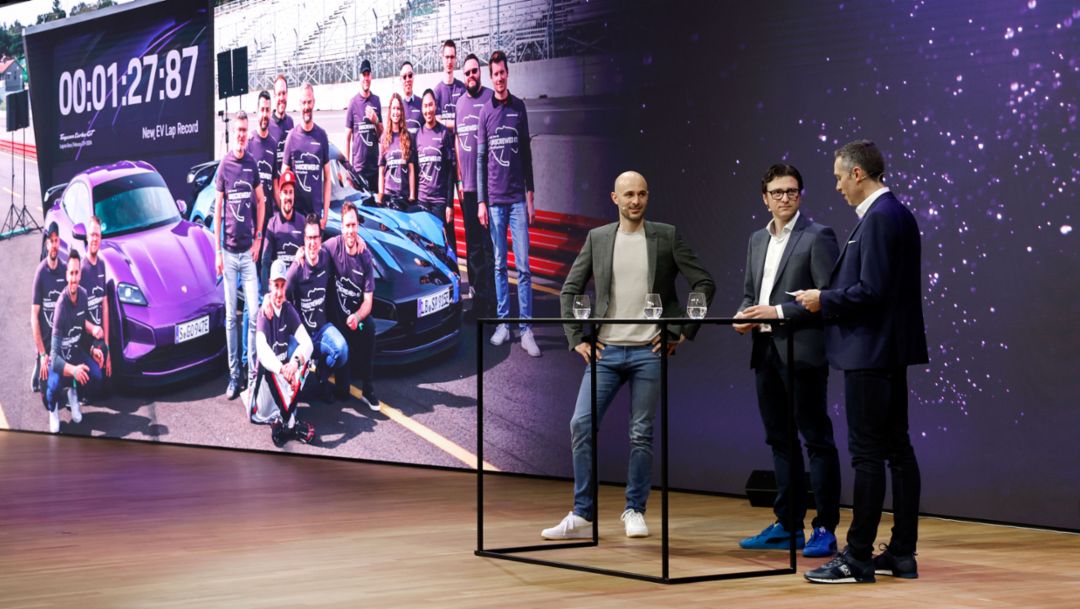 Porsche Development Driver Lars Kern, Kevin Giek, Vice President Taycan Model Line, Sebastian Rudolph, Vice President Communications, Sustainability and Politics, Taycan Turbo GT with Weissach Package, Leipzig, 2024, Porsche AG