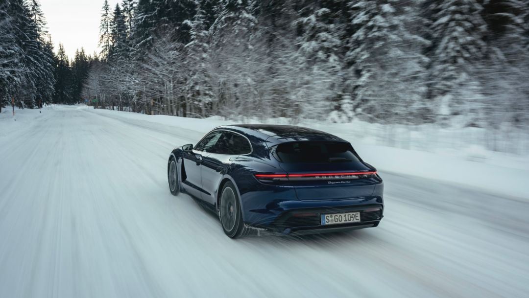Taycan Turbo Sport Turismo, Salzburg, Österreich, 2022, Porsche AG