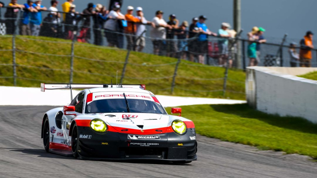 Pole position for the 911 RSR