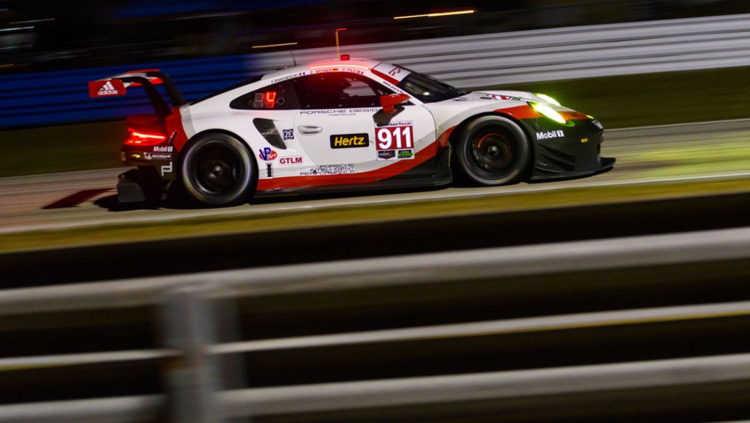911 RSR on the second grid row