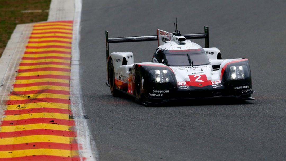 919 Hybrids finish third and fourth
