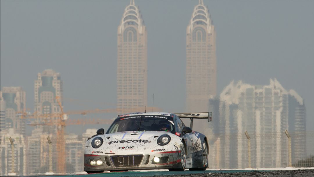 Double victory for Porsche 911 GT3 R